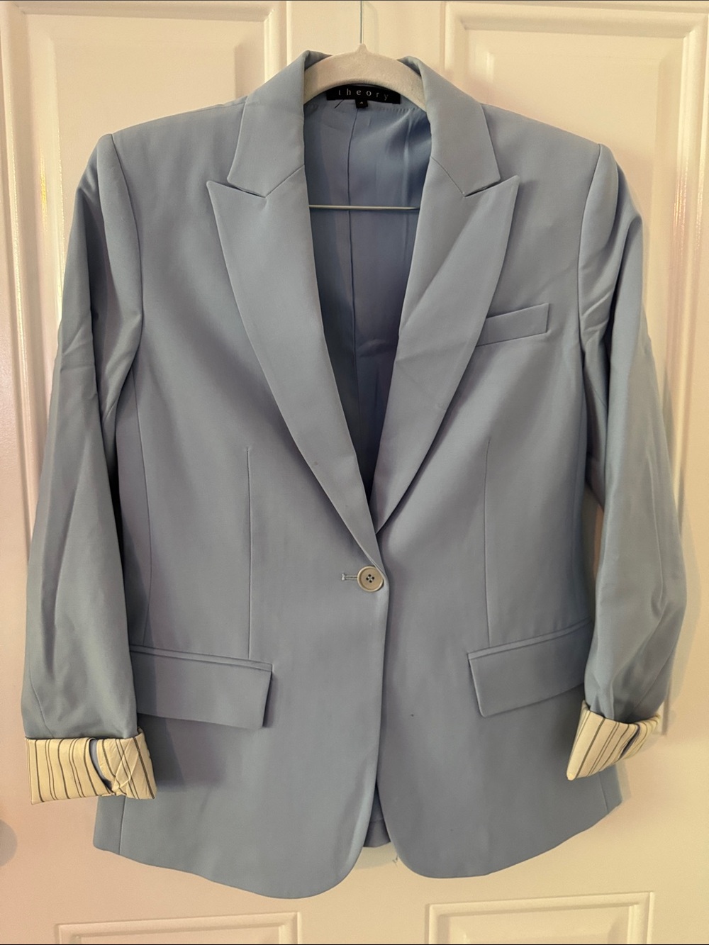 Theory Powder Blue Women’s Single-Button Blazer
